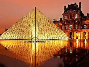 Parize Ir Kulturas Celojums Luvra