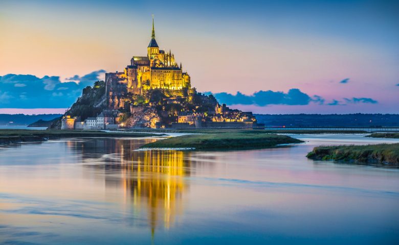 Le Mont Saint-Miche–Shutterstock–contributer–canadastock