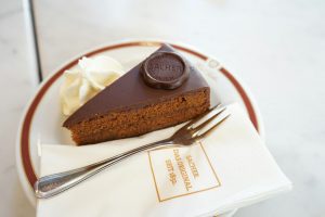 Zahara Torte, Pc Unsplash.com, Luke Wang
